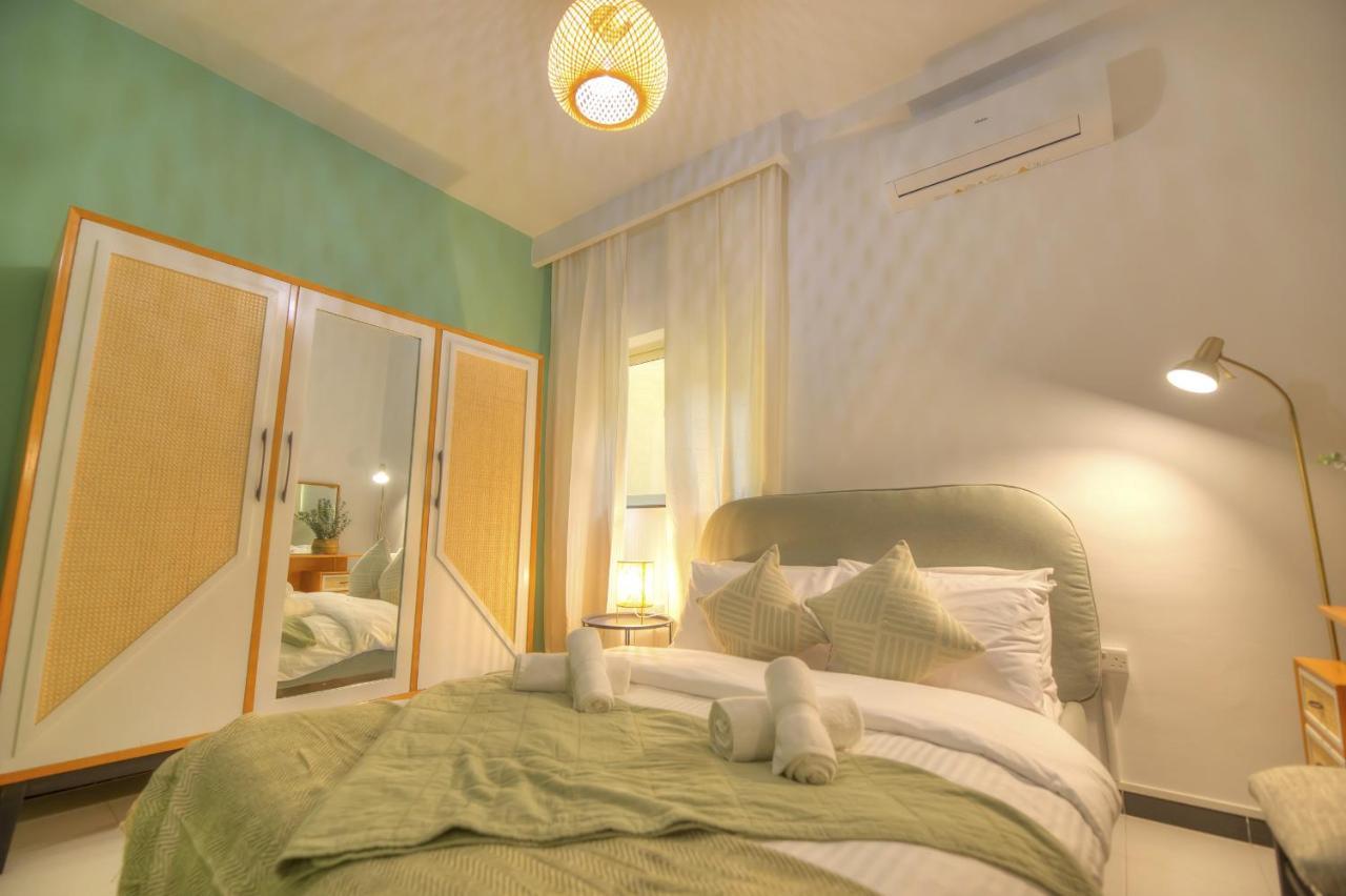 Beautifully Furnished Seafront 4 Bedrooms Goslm-4 Sliema Buitenkant foto